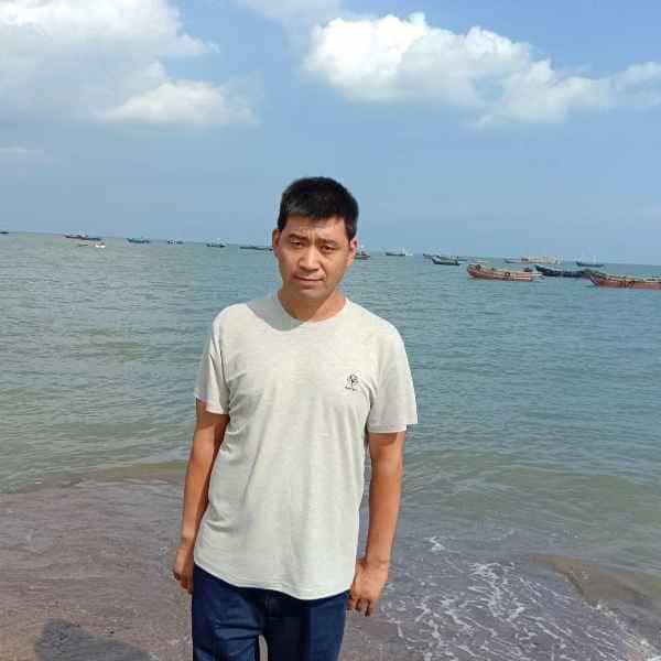44岁岁辽宁单身帅哥 - 五家渠吉缘网