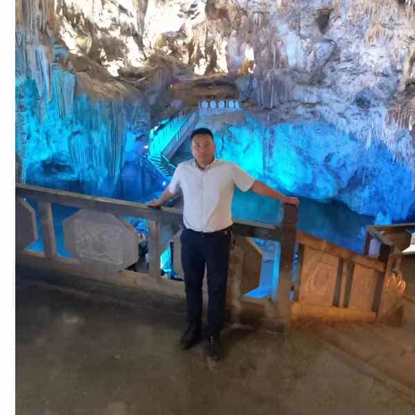 35岁岁云南单身帅哥 - 五家渠吉缘网
