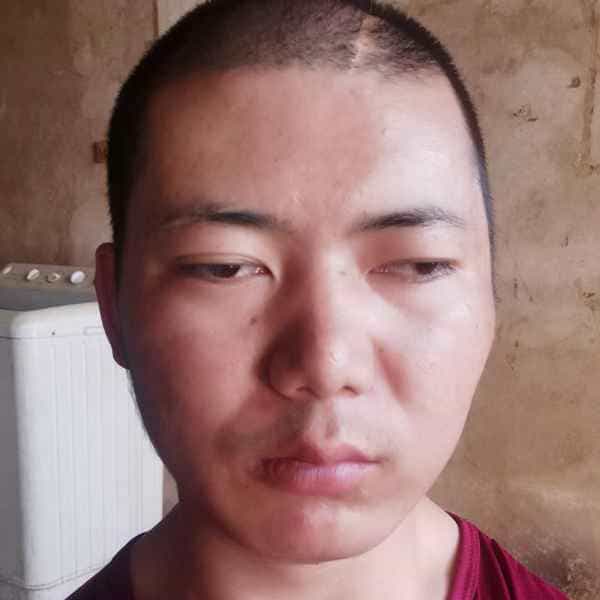 35岁岁云南单身帅哥 - 五家渠吉缘网