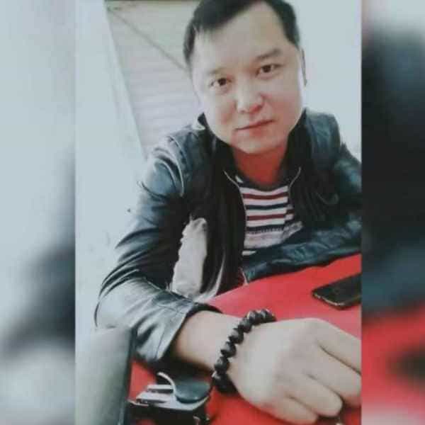 40岁岁湖南单身帅哥 - 五家渠吉缘网