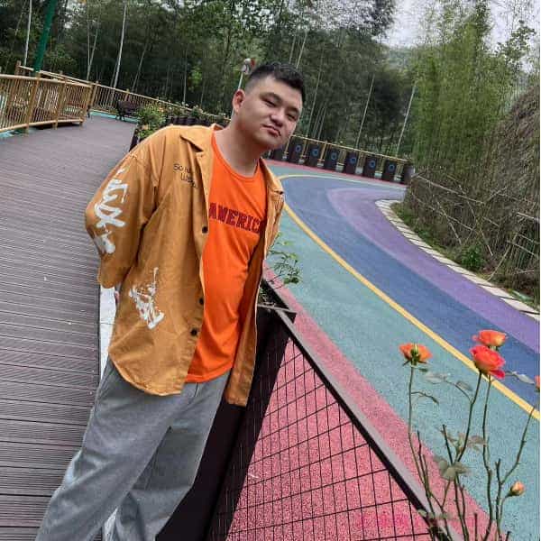 28岁岁湖南单身帅哥 - 五家渠吉缘网